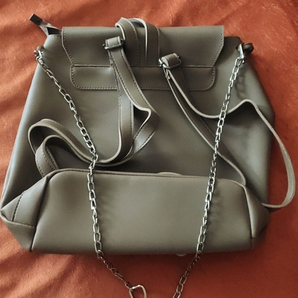 Brand new with tag backpack plus shoulder bag - Picture 4 of 5